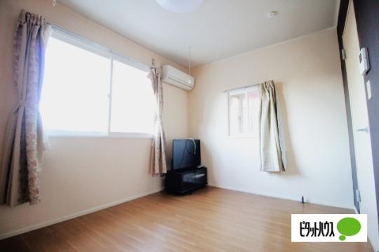 �y���̑��z�@���r���O