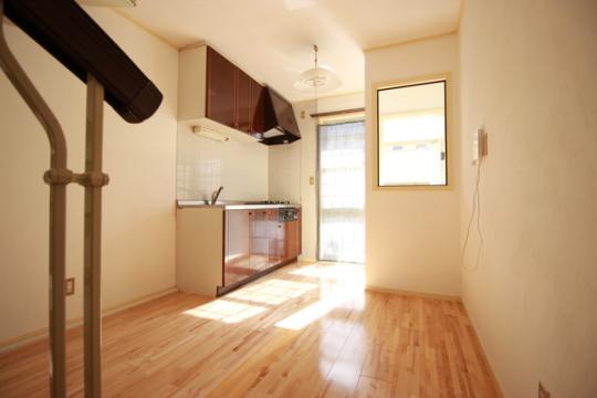 �y���̑��z�@���r���O