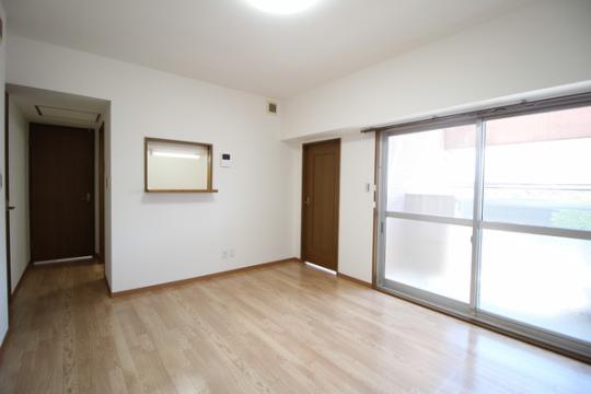 �y���̑��z�@���r���O