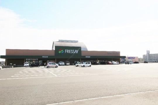 �y���Ӂz�@�t���b�Z�C�x�˓X�F252m