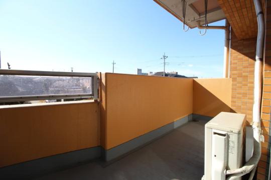 �y���̑��z�@�o���R�j�[