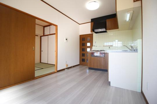 �y���̑��z�@���r���O