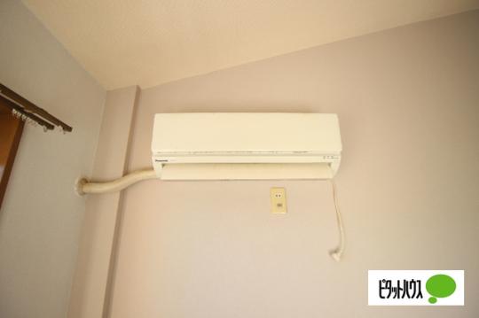 �y���̑��z�@�G�A�R���ݒu�ς�