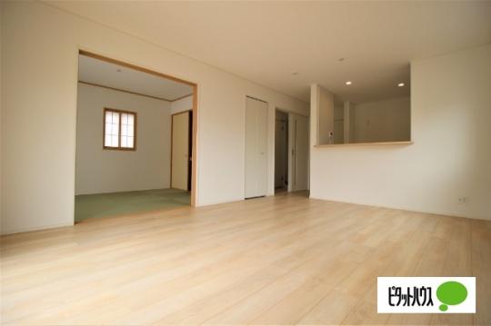 �y���̑��z�@���r���O