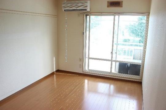 �y���̑��z�@���r���O