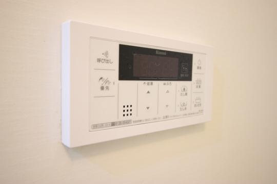 �y���̑��z�@�ǐ����X�C�b�`