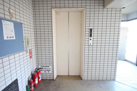 �y�����O�ρz�@�G���x�[�^�[