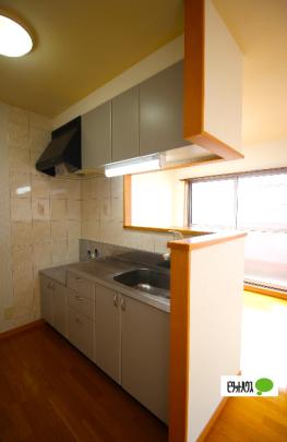 �y���̑��z�@�L�b�`��