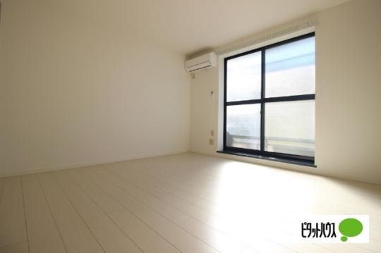 �y���̑��z�@���r���O