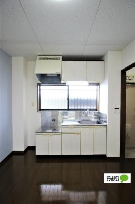 �y���̑��z�@�L�b�`��