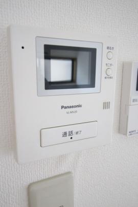 �y���̑��z�@TV�h�A�z��