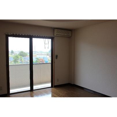 �y���̑��z�@���r���O