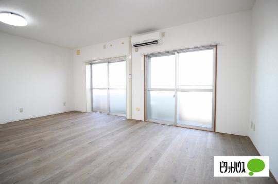 �y���̑��z�@���r���O