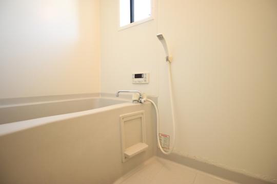 �y���̑��z�@�o�X�^�V�����[