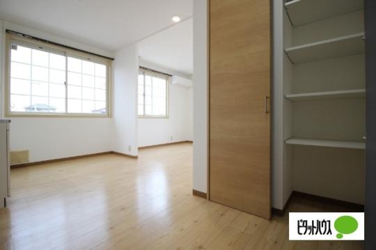 �y���̑��z�@���r���O�ɂ����[�L��