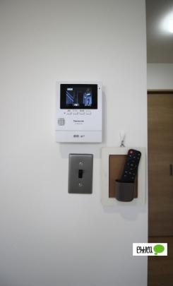 �y���̑��z�@TV�h�A�z���ݒu�ρ�