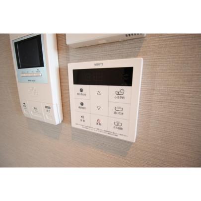 �y���̑��z�@�ǐ����X�C�b�`