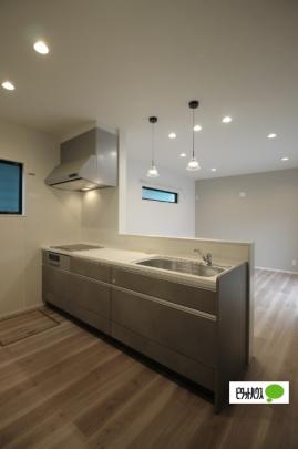 �y���̑��z�@�L�b�`��