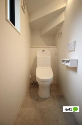 �y���̑��z�@�g�C��