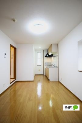 �y���̑��z�@���r���O