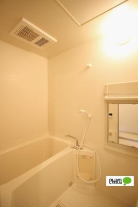 �y���̑��z�@�o�X�^�V�����[