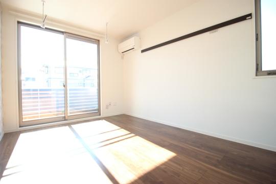 �y���̑��z�@���r���O