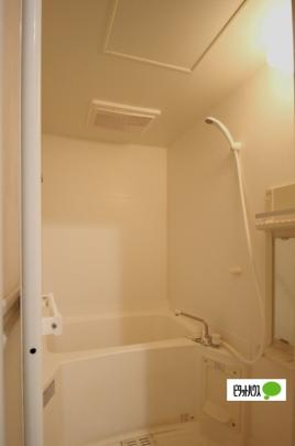 �y���̑��z�@�o�X�^�V�����[