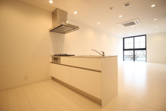 �y���̑��z�@���r���O