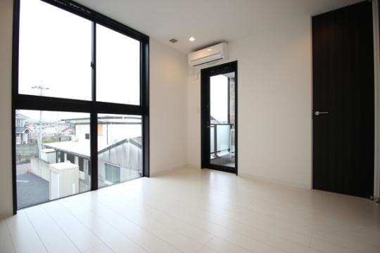 �y���̑��z�@���̑������E�X�y�[�X