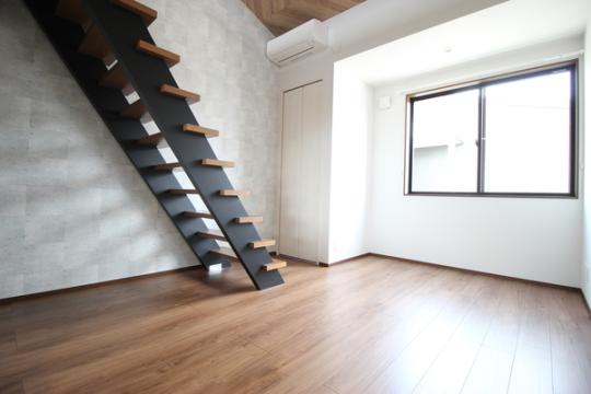 �y���̑��z�@���r���O