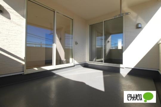 �y���̑��z�@�o���R�j�[