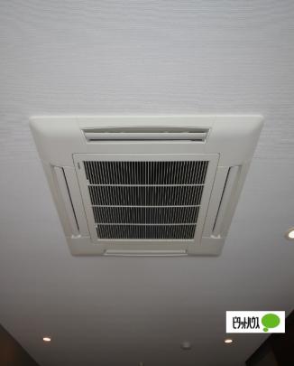 �y���̑��z�@���r���O�G�A�R��