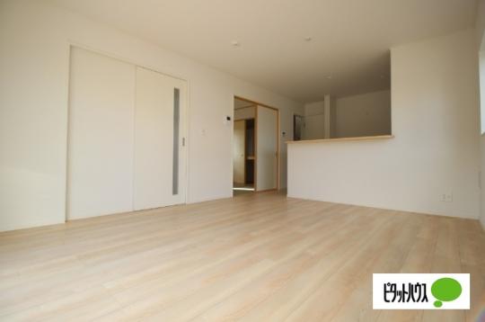 �y���̑��z�@���r���O