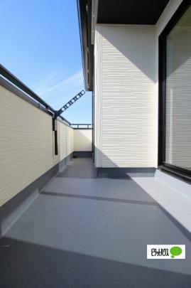 �y���̑��z�@�o���R�j�[