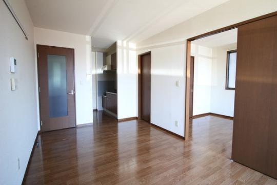 �y���̑��z�@���r���O