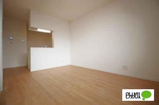 �y���̑��z�@���r���O