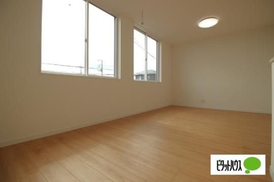 �y���̑��z�@���r���O