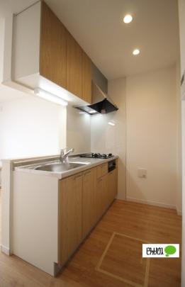 �y���̑��z�@�L�b�`��