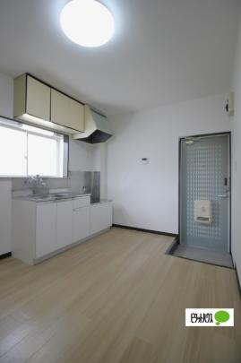 �y���̑��z�@�L�b�`��