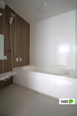 �y���̑��z�@�o�X�^�V�����[