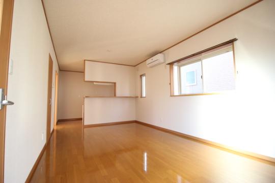 �y���̑��z�@���r���O