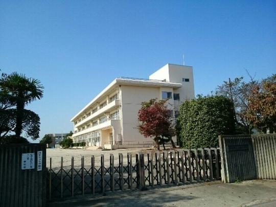 �y���Ӂz�@�ʑ�������z���w�Z�F740m