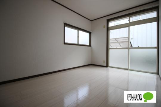 �y���̑��z�@���r���O