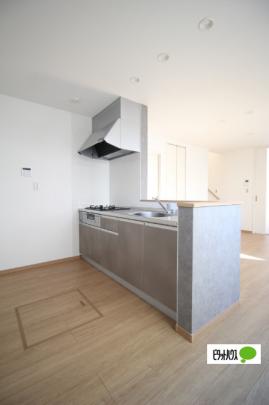 �y���̑��z�@�L�b�`��