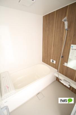 �y���̑��z�@�o�X�^�V�����[