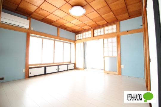 �y���̑��z�@���r���O