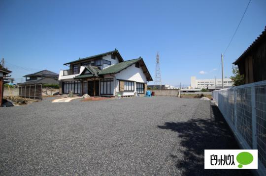 �y���̑��z�@���ԏ�