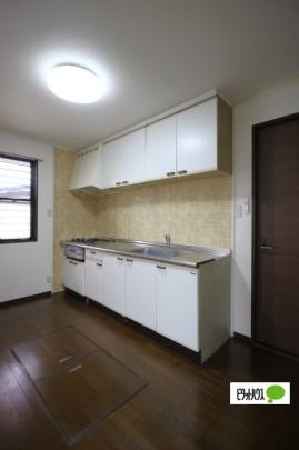 �y���̑��z�@�L�b�`��