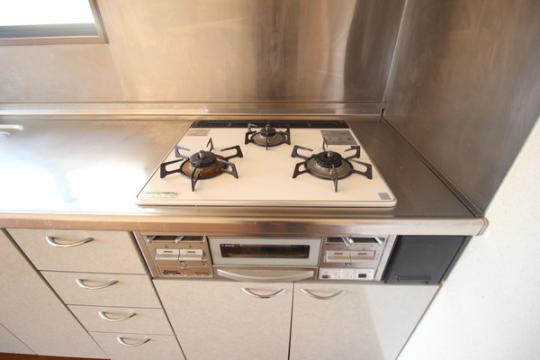 �y���̑��z�@�ݔ�