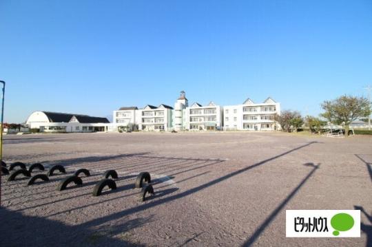 �y���Ӂz�@�ɐ���s���Ԗx�쏬�w�Z�F1197m